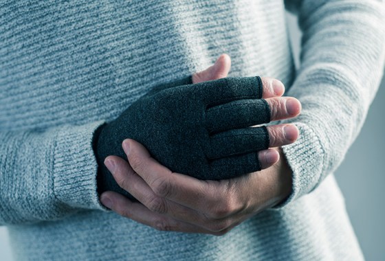 Everything you need to know about arthritis gloves