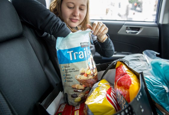 Best healthy road trip snacks