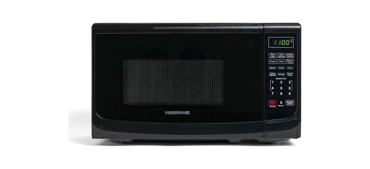 Farberware 0.7-Cubic-Foot Countertop Microwave