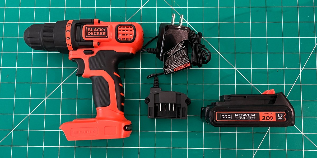  Black and Decker 20-Volt Max Drill/Driver Kit