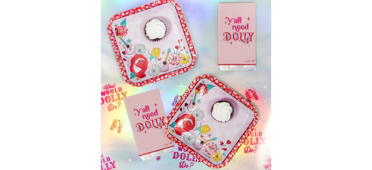 Dolly Parton Pink and Silver Foil &quot;Ya'll Need Dolly&quot; Guest Towels