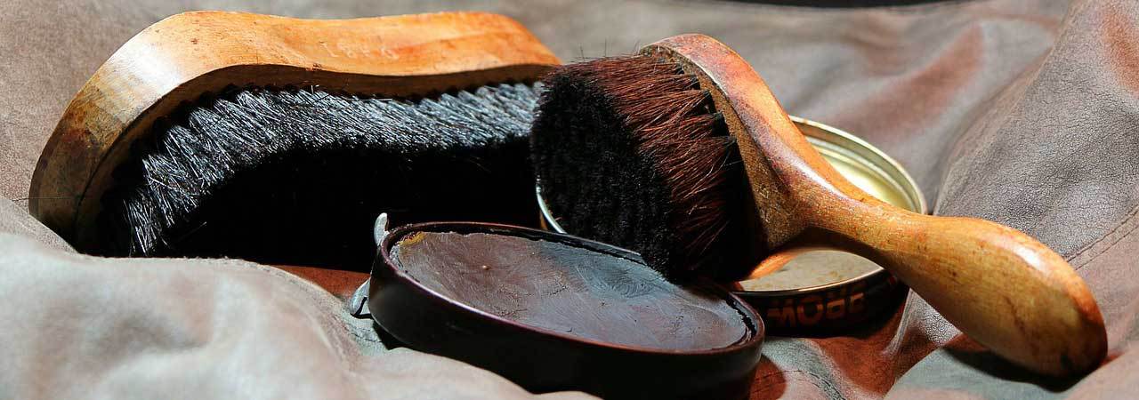 shoe polish made of