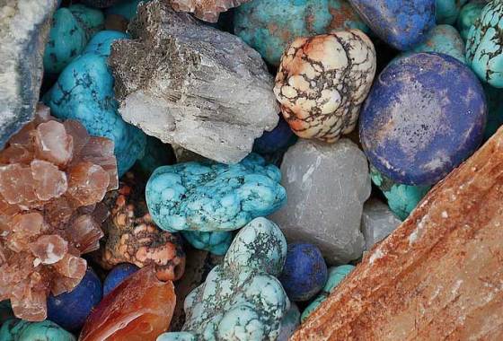 Best Rock and Mineral Field Guides