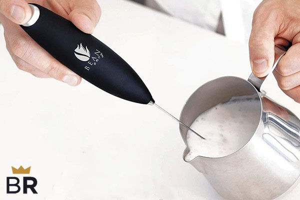 https://cdn5.bestreviews.com/images/v4desktop/image-full-page-600x400/10-do-handheld-milk-frothers-heat-milk-227faa.jpg?p=w900