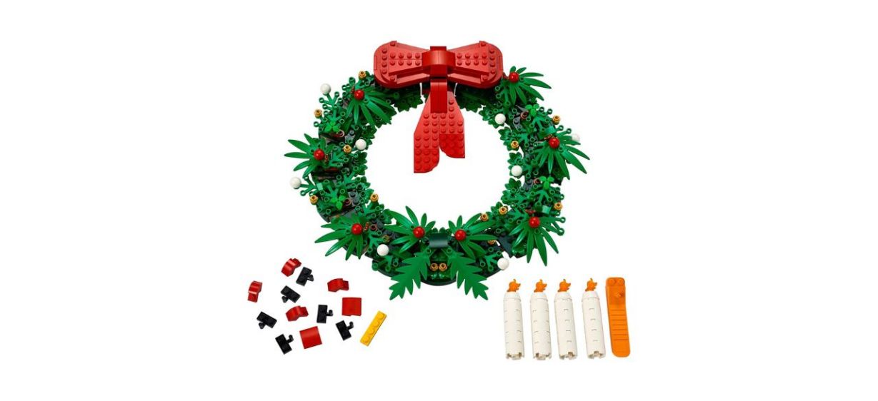 Best Lego Christmas Wreath with Big Red Bow