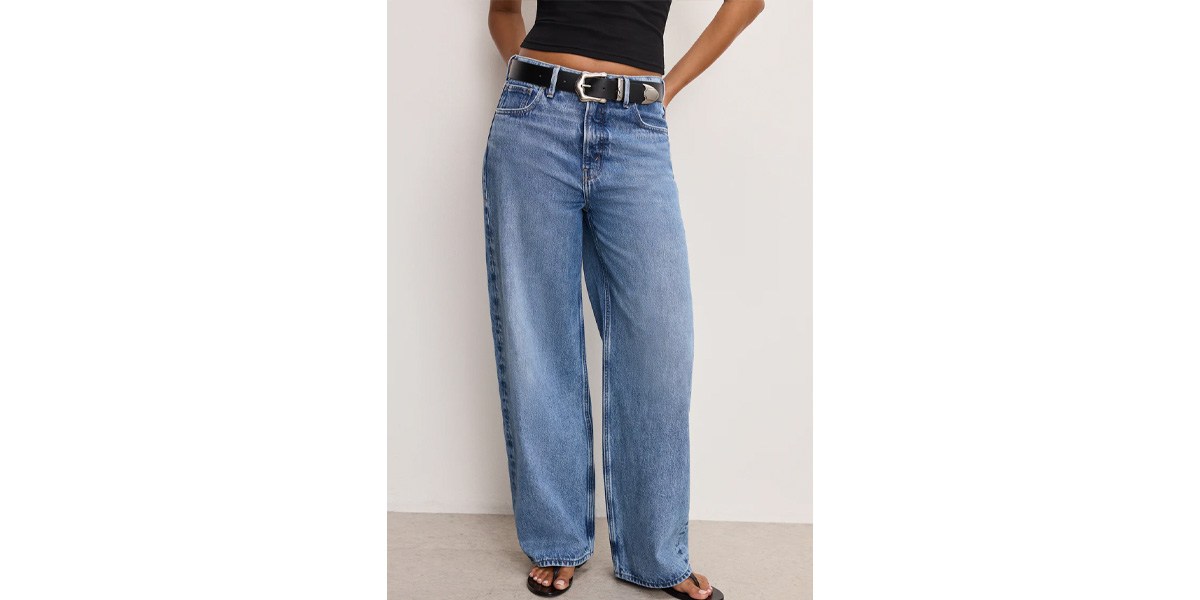 Good American Good Low-Rise Baggy Jeans