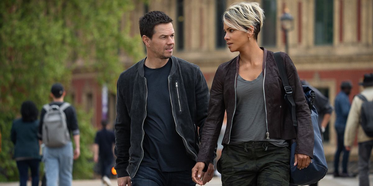 Mark Wahlberg and Halle Berry in &quot;The Union&quot;